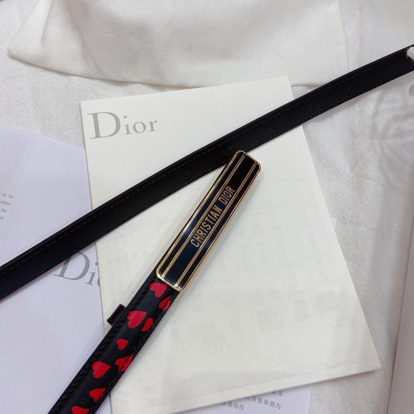 [TOP] Christian Dior Cow Leather Paired With Enamel Waistband Buckle - White