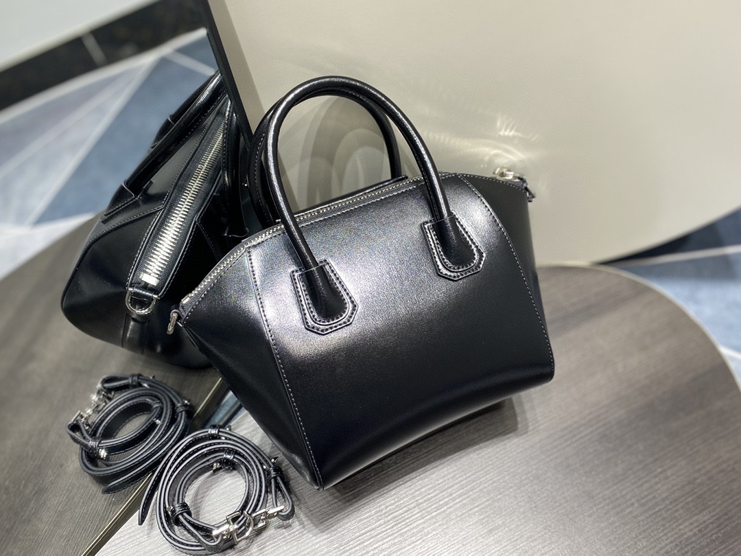 [TOP] GIVENCHY Antigona in Box Leather Bag 22x15x19cm - Color