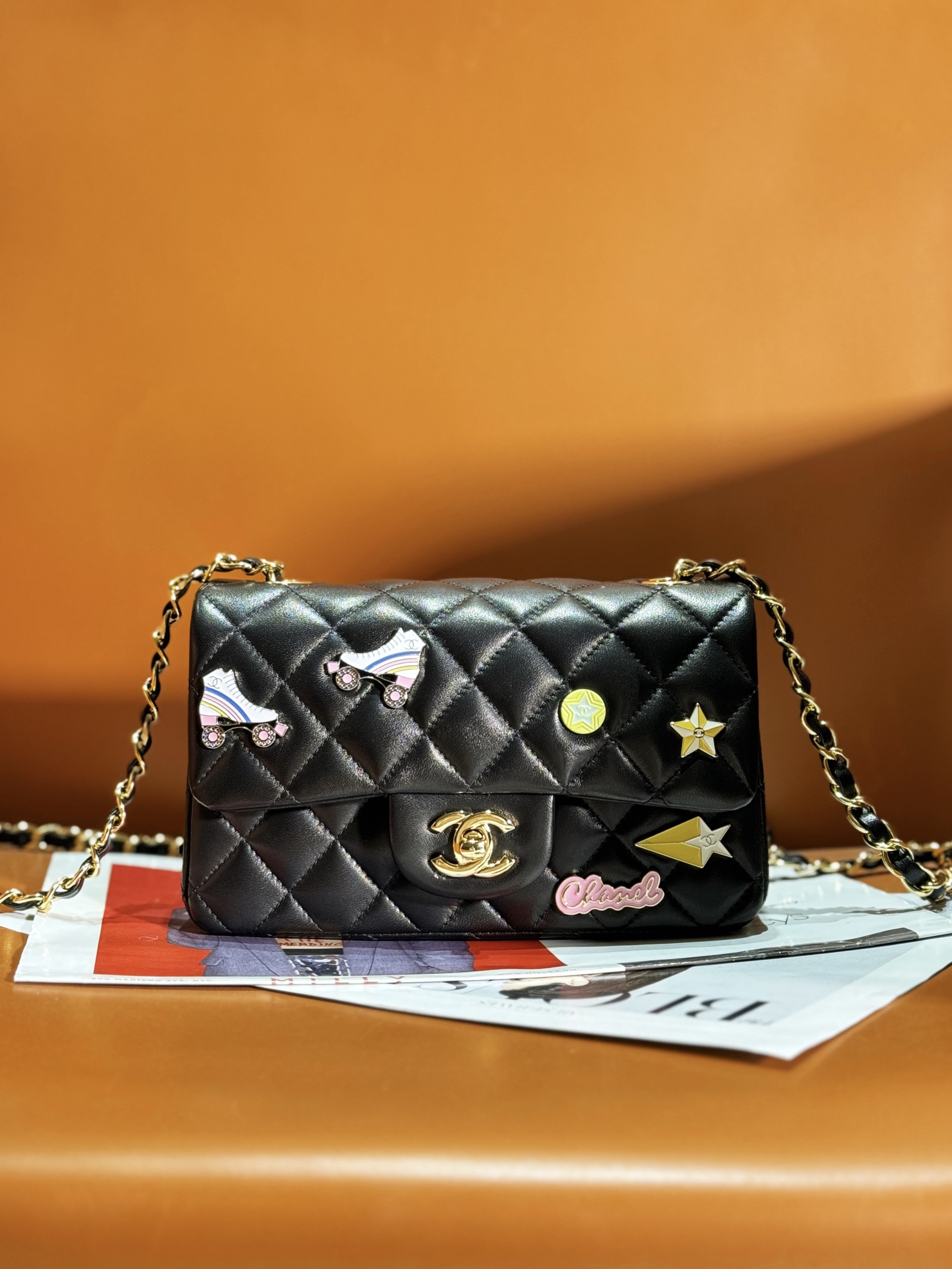 [TOP] CHANEL 24 C Badge Series Bags - 20CM&GHW - 2 Colors