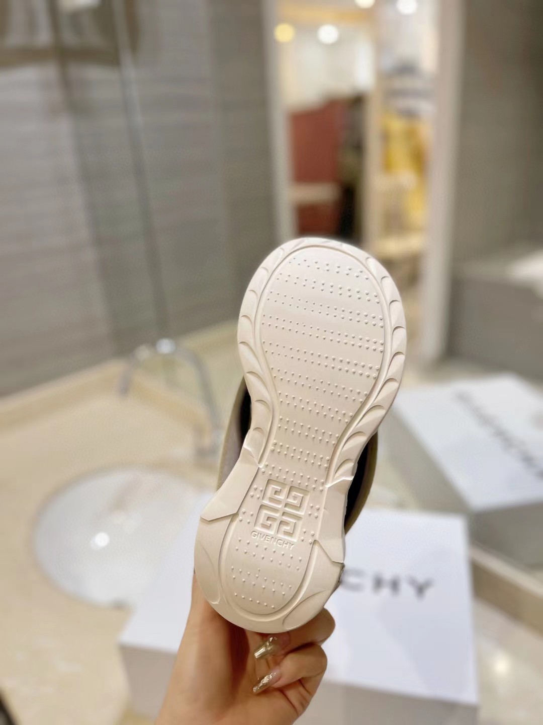 [TOP] GIVENCHY Pebbled Cowhide Long Boots - Beige