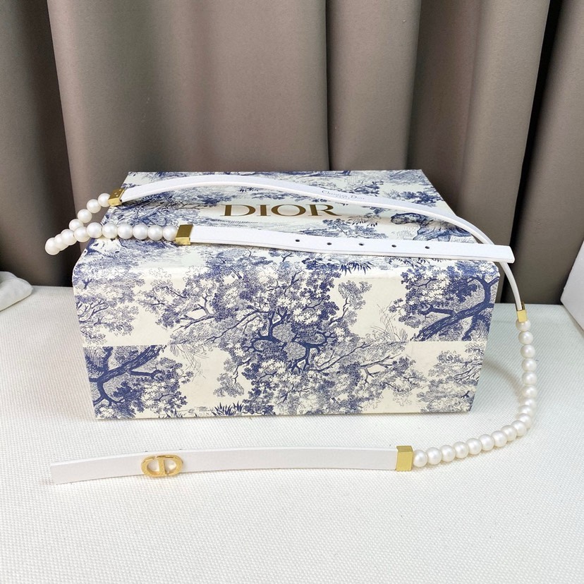 [TOP] Christian Dior Pearl Leather Belts 1.5CM - White