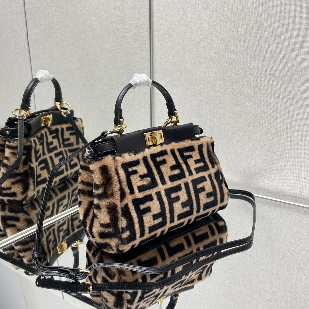 [TOP] FENDI Autumn And Winter New Wool Peekaboo Bags 27x25x14CM - GHW