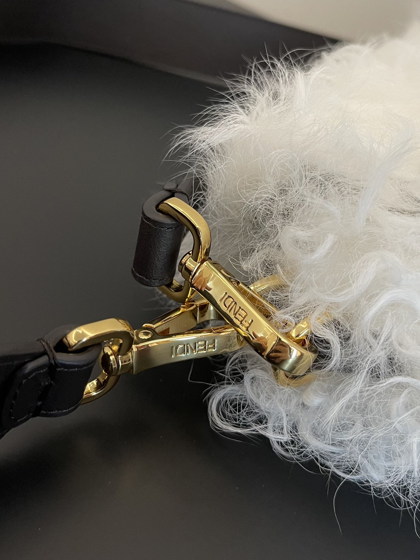 [TOP] FENDI White Rolled Wool Baguette Bags - 27×15×6cm - White&GHW