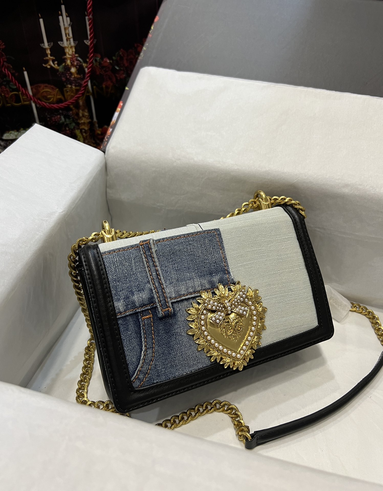 [TOP] Dolce & Gabbana D&G Devotion Bag Cowhide and Denim Medium 21x5x13.5cm