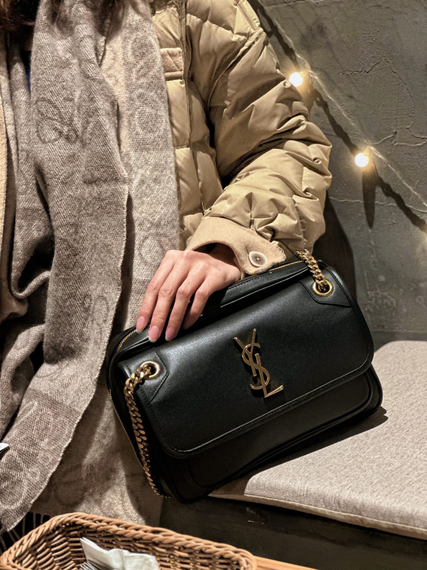 [TOP] Yves Saint Laurent YSL Cowhide Camera Chain Bags - Black&GHW