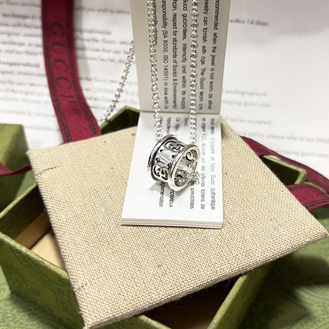 [TOP] GUCCI Hollow GG Necklace - Silver