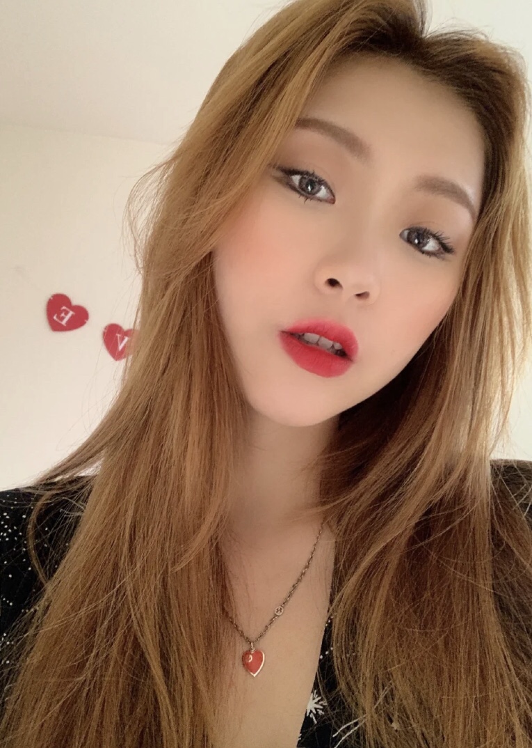 [TOP] GUCCI Enamel Love Necklace