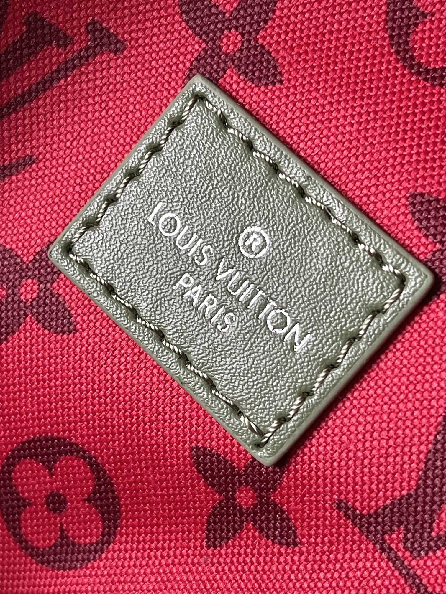 [TOP] LV Monogram Discovery Small Backpack 29x38x20cm-Green