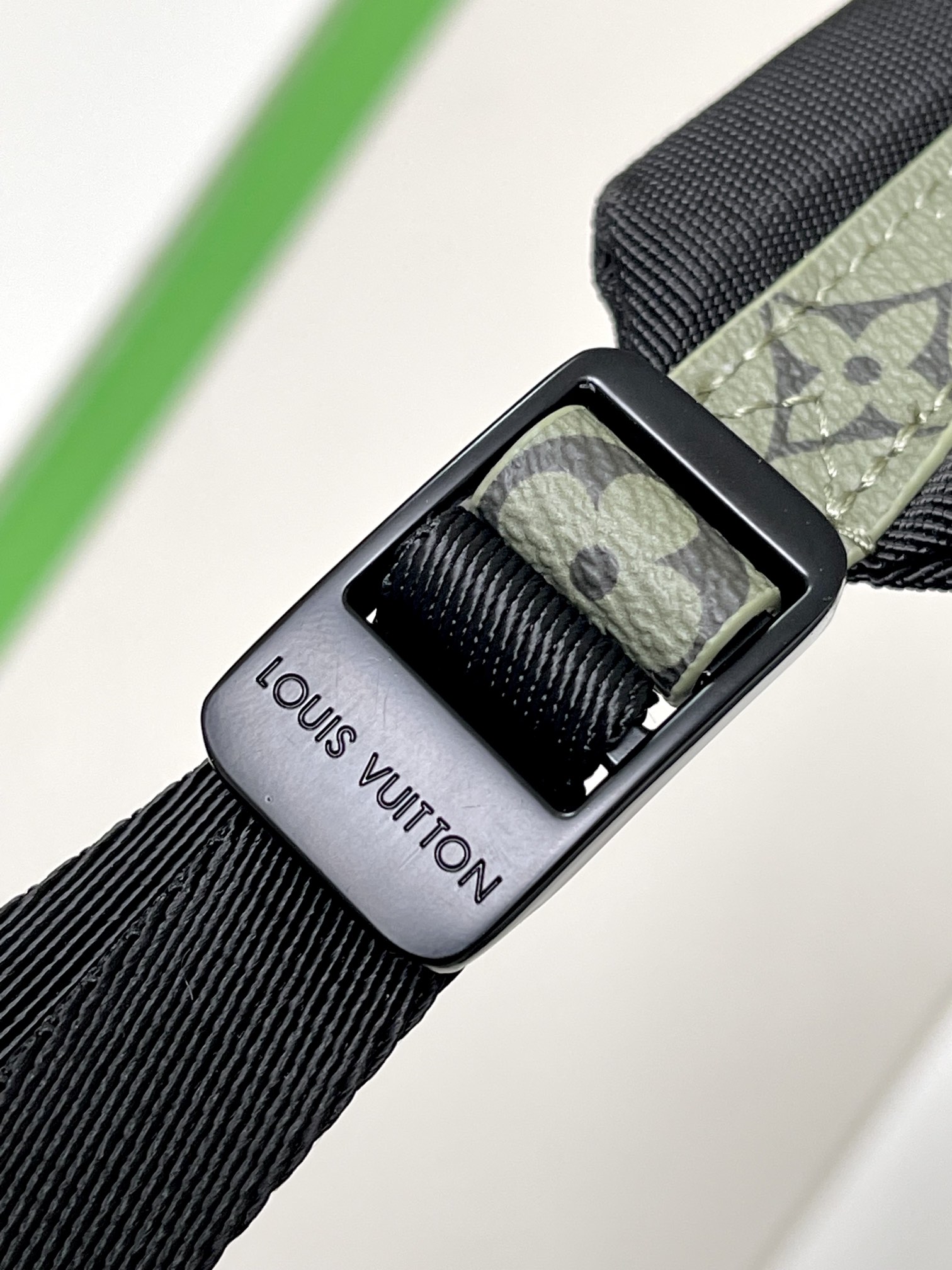 [TOP] LV Monogram Discovery Small Backpack 29x38x20cm-Green