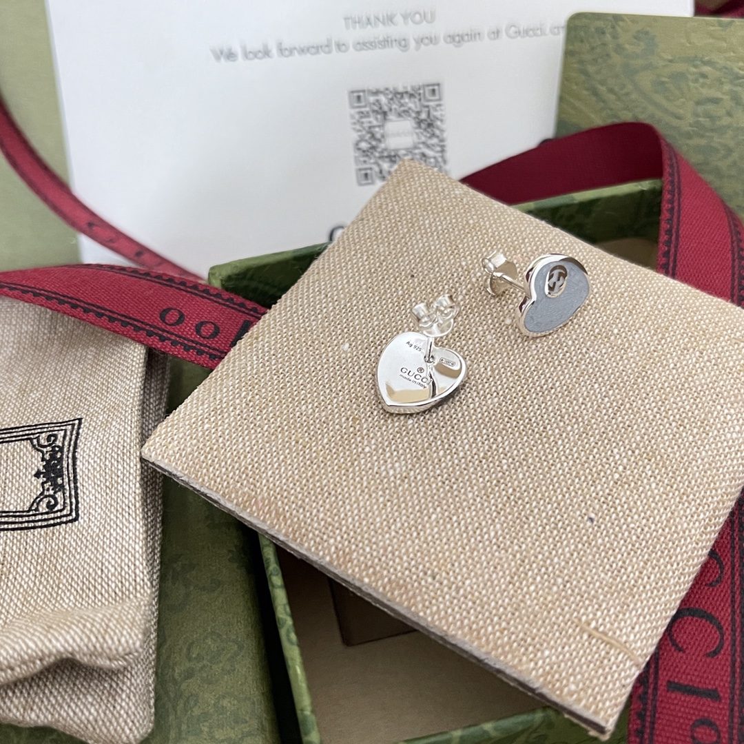 [TOP] GUCCI Enamel Love Earrings - Sky Blue