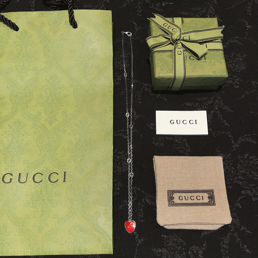 [TOP] GUCCI Enamel Love Necklace