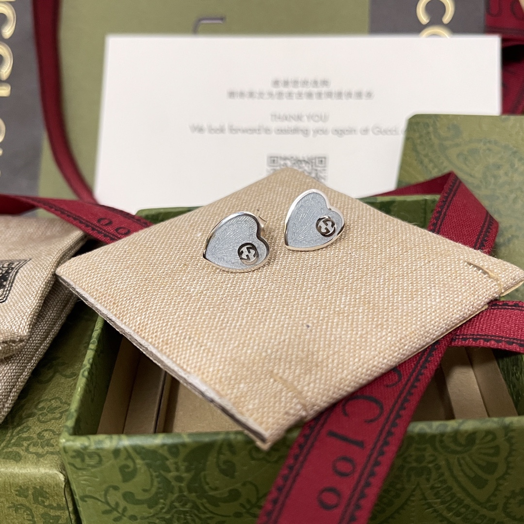 [TOP] GUCCI Enamel Love Earrings - Sky Blue