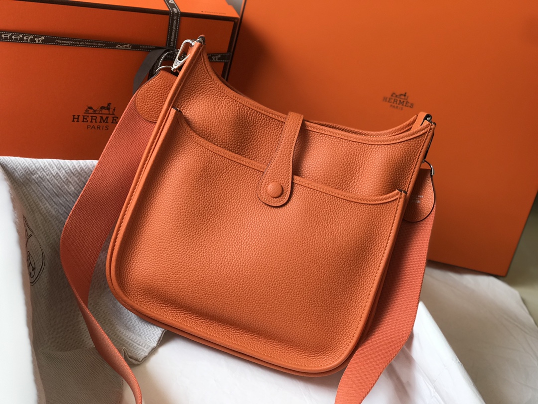 [TOP] HERMES Evelyne Bag 28CM - Orange&SHW
