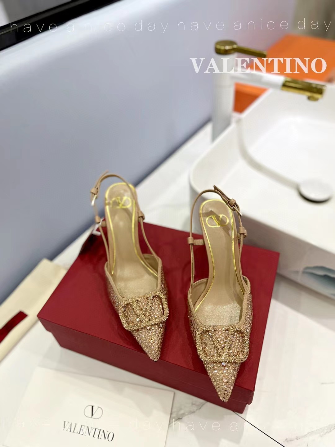 [TOP] VALENTINO VLogo embellished slingback pumps - Rose Gold