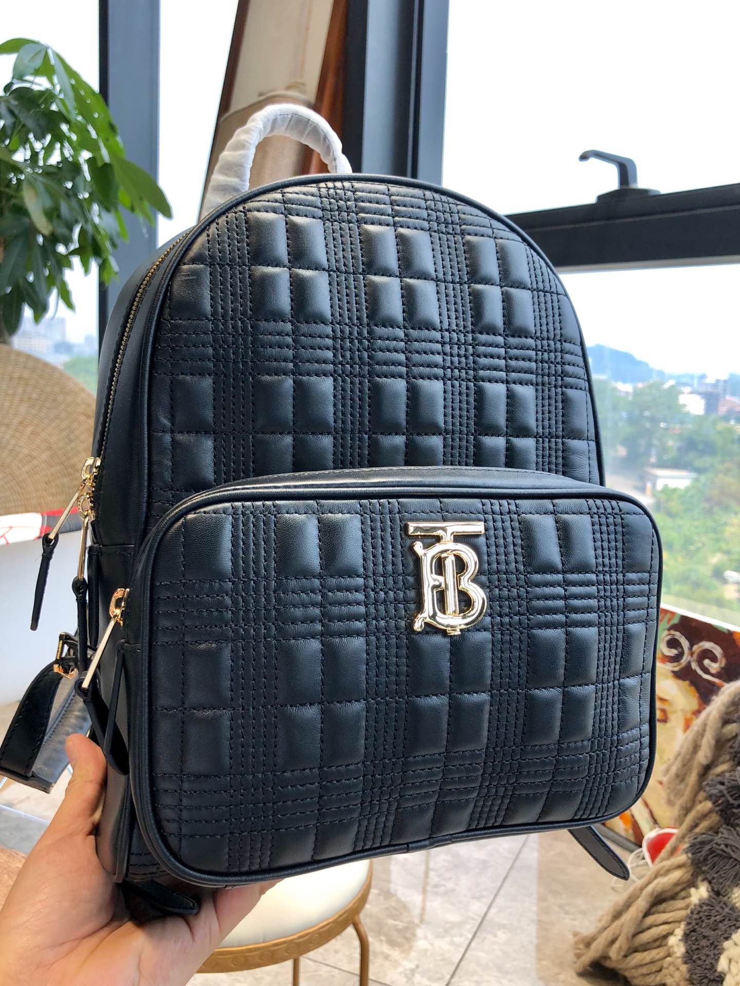 [TOP] BURBERRY Lambskin Backpack 32x23x11cm - Black