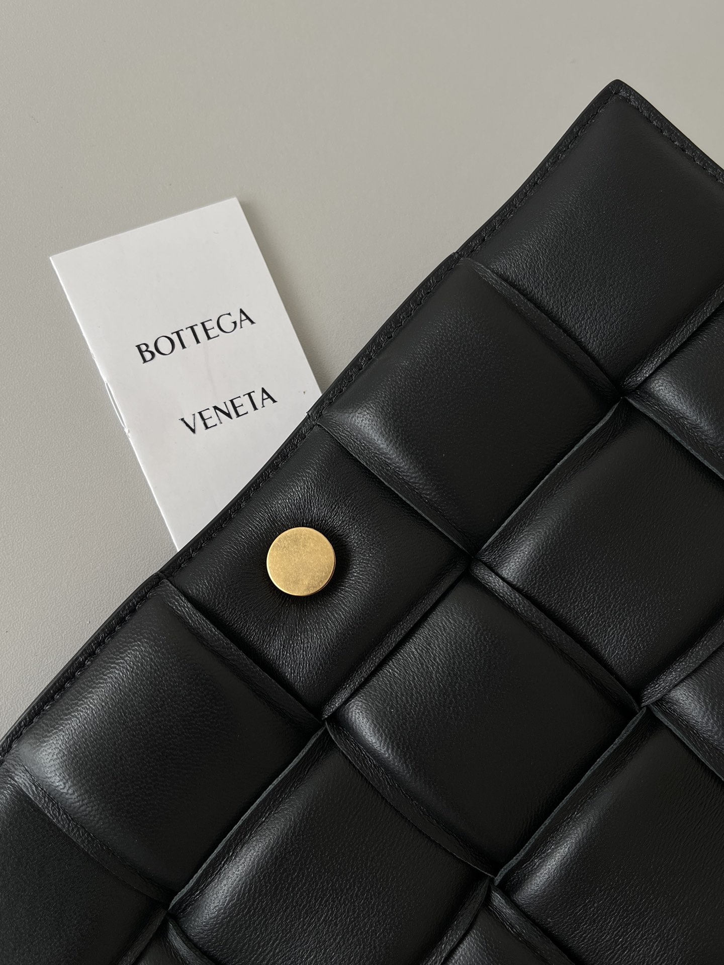 [TOP] Bottega Veneta BV Chain Cassette Bag - Black
