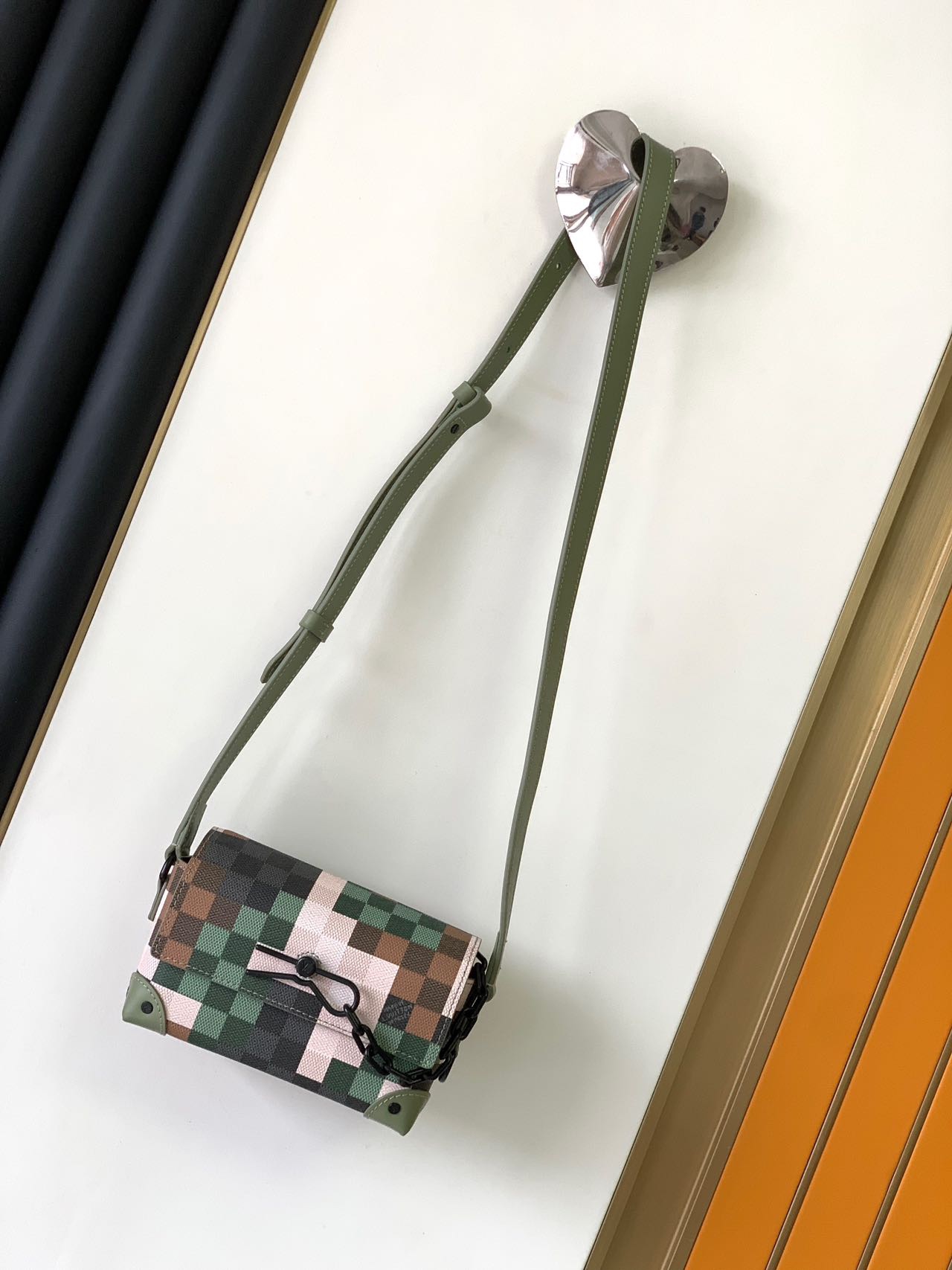 [TOP] Louis Vuitton LV Monogram Eclipse Canvas Steamer Mini Handbag 18x11x6.5cm - Green