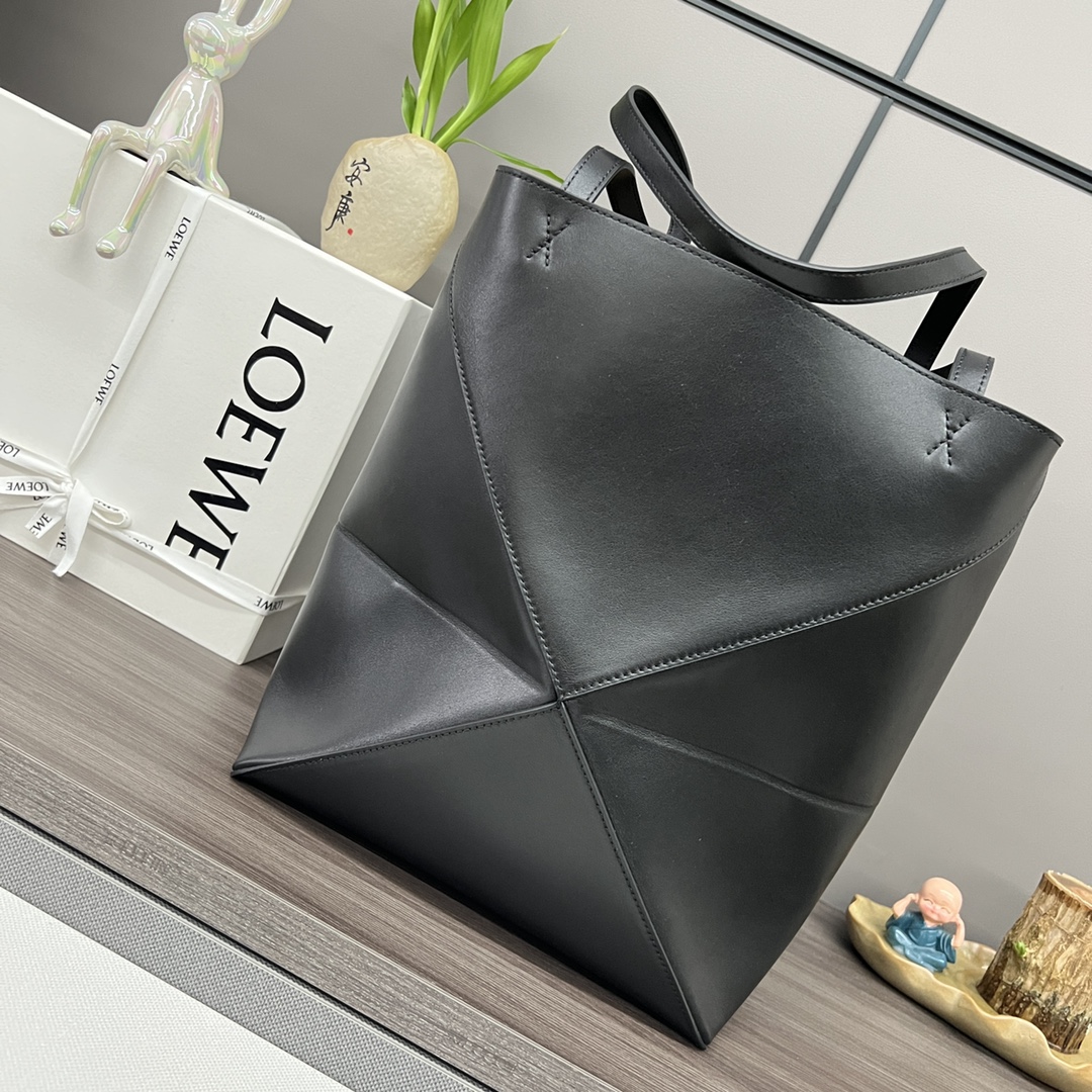 [TOP] LOEWE Puzzle Fold Tote Bag Glossy Cowhide 25.5x14.5x31.5cm - Black