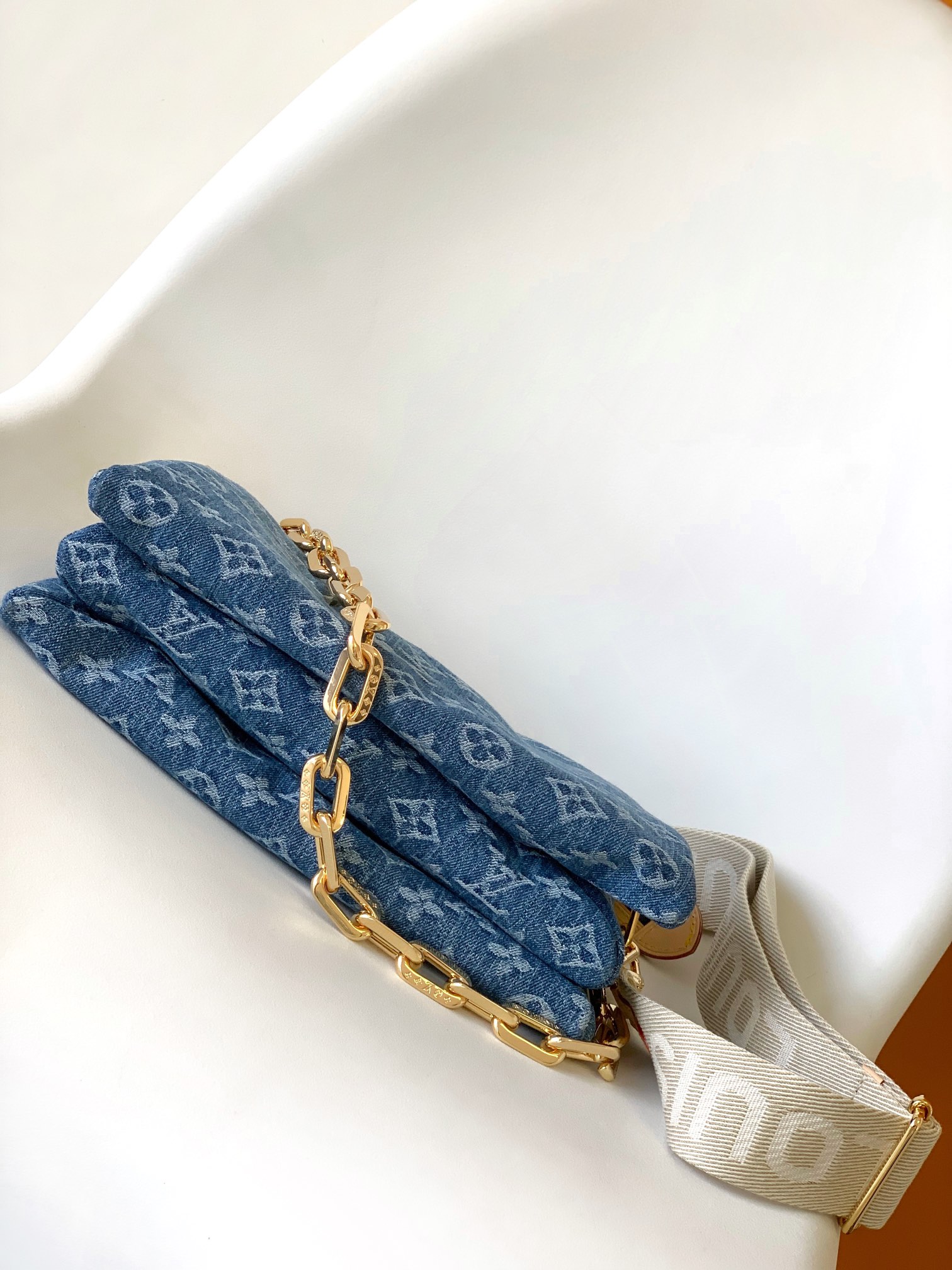 [TOP] Louis Vuitton LV Cousin Small Handbag 26x20x12cm - Denim Blue