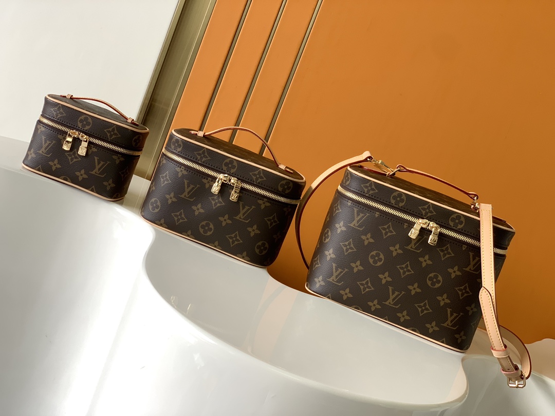 [TOP] Louis Vuitton LV Monogram Coated Canvas Makeup Bags - 3 Sizes - Black