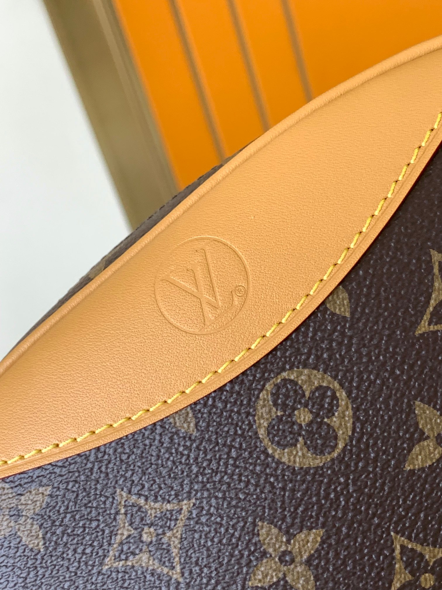 [TOP] Louis Vuitton LV Mini Lugage Handbag 22×15×7cm - Brown&GHW