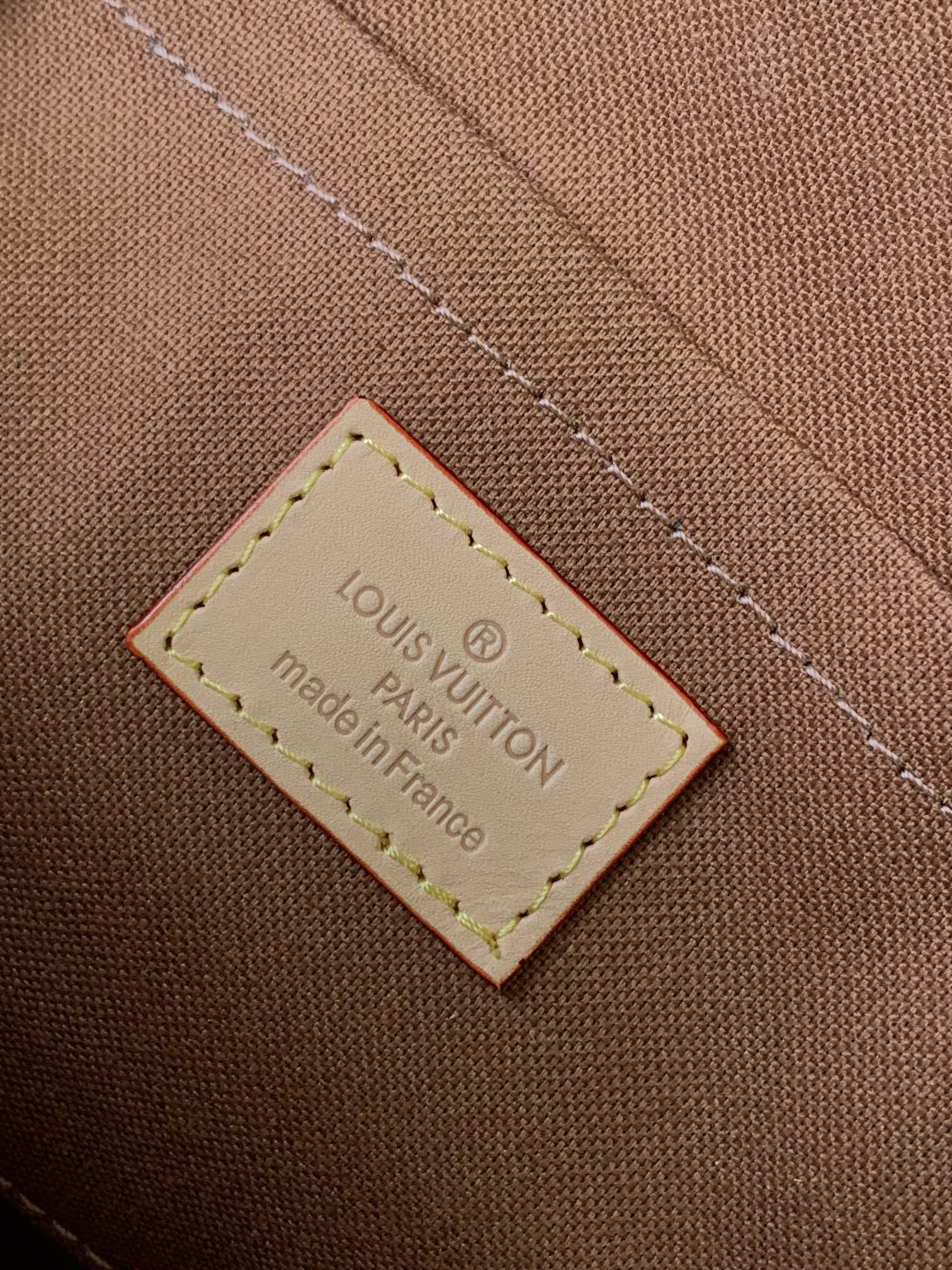 [TOP] Louis Vuitton LV Ellipse Small Handbag 28x21x8cm - Brown