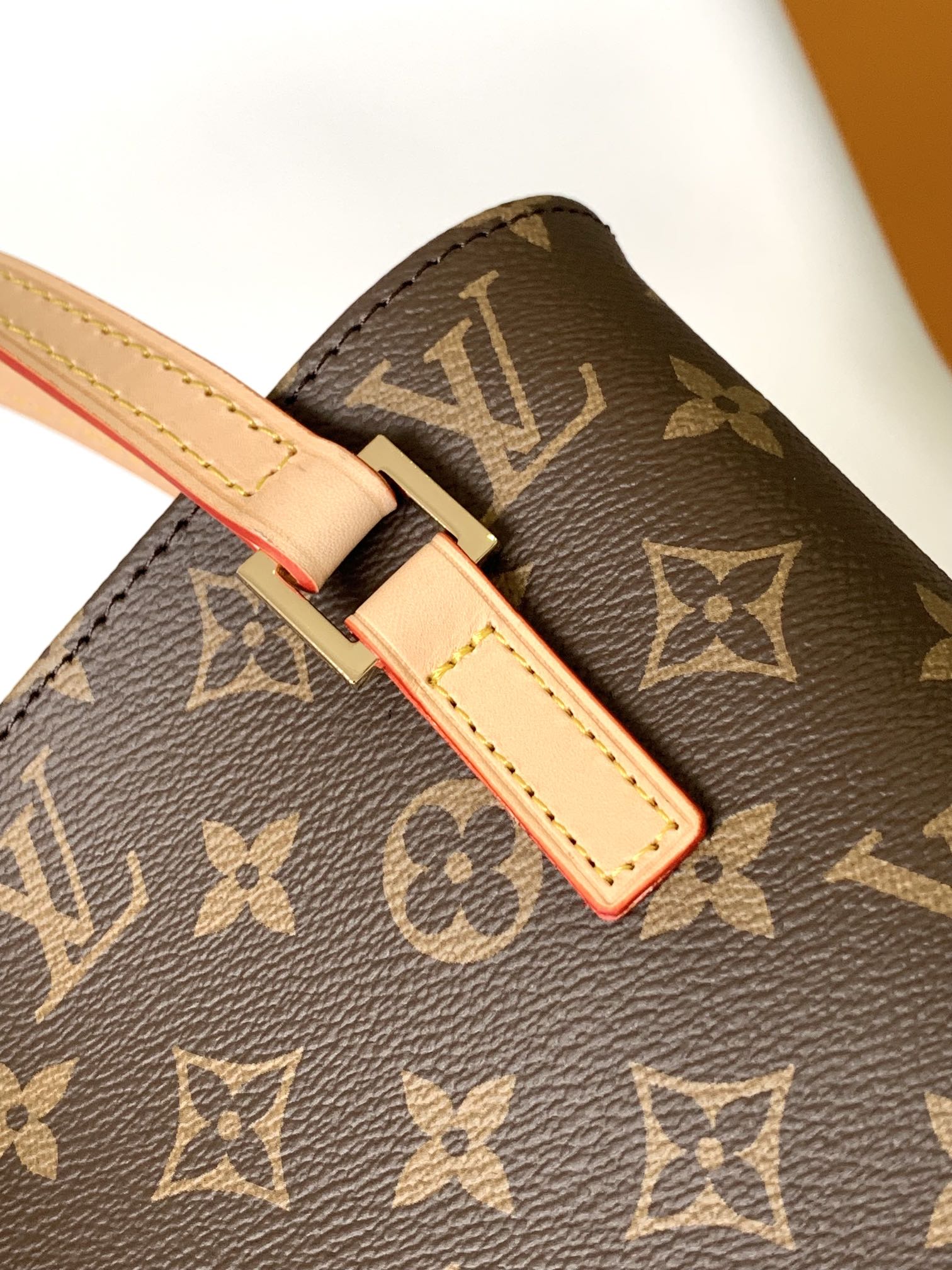 [TOP] Louis Vuitton LV Cow Leather Bucket Bag 23x21x8cm - Brown