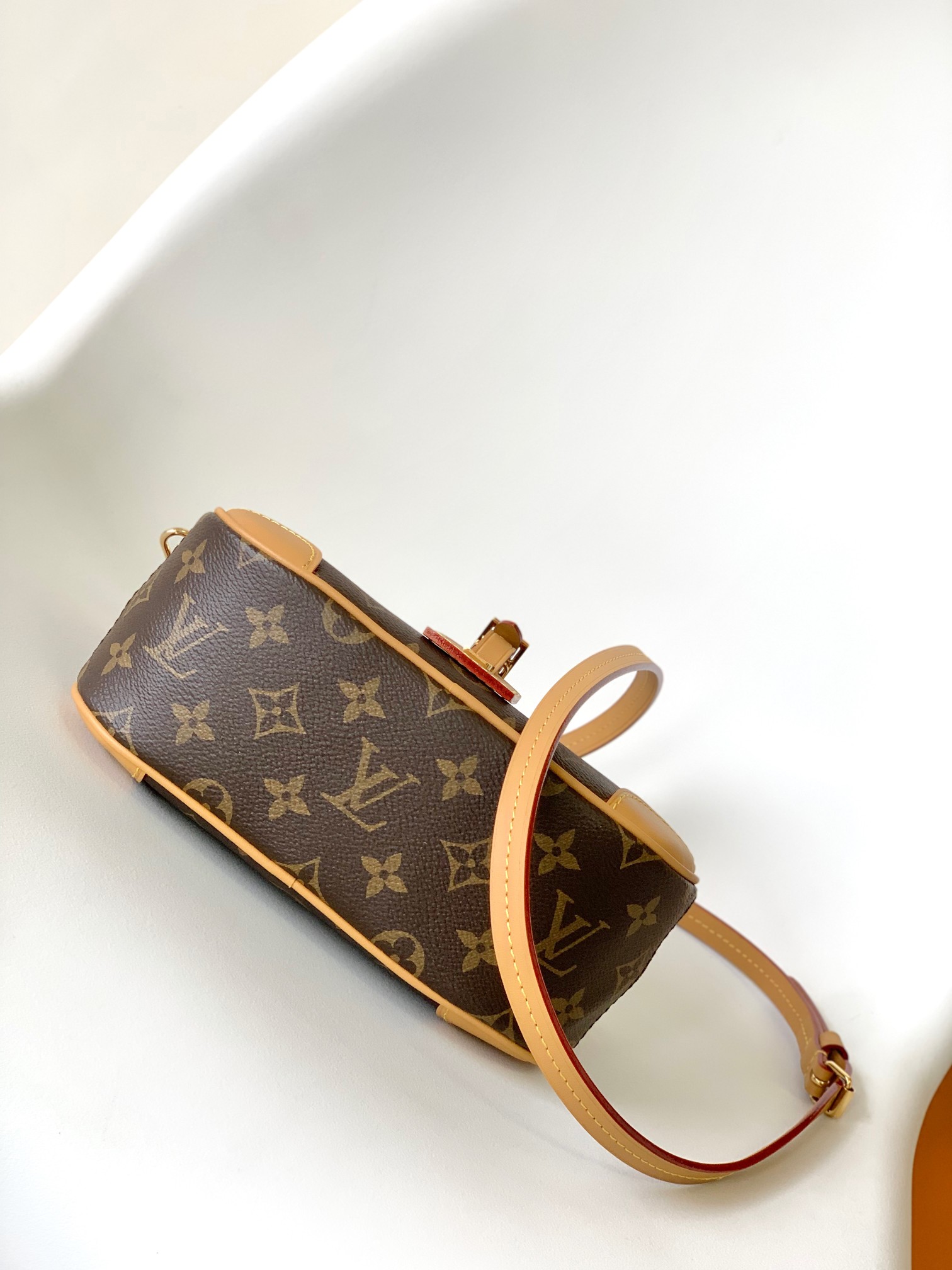 [TOP] Louis Vuitton LV Mini Lugage Handbag 22×15×7cm - Brown&GHW