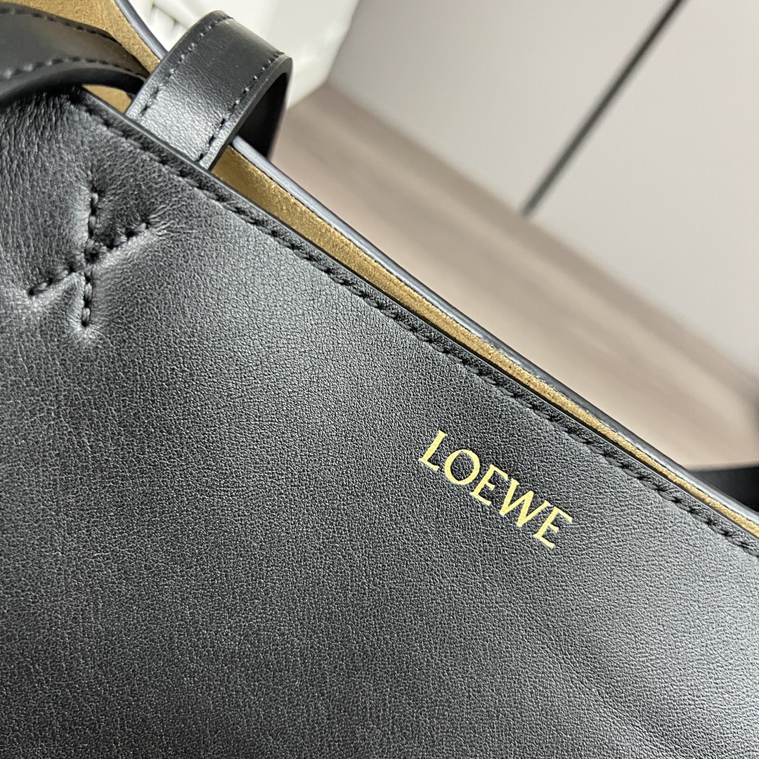 [TOP] LOEWE Puzzle Fold Tote Bag Glossy Cowhide 25.5x14.5x31.5cm - Black