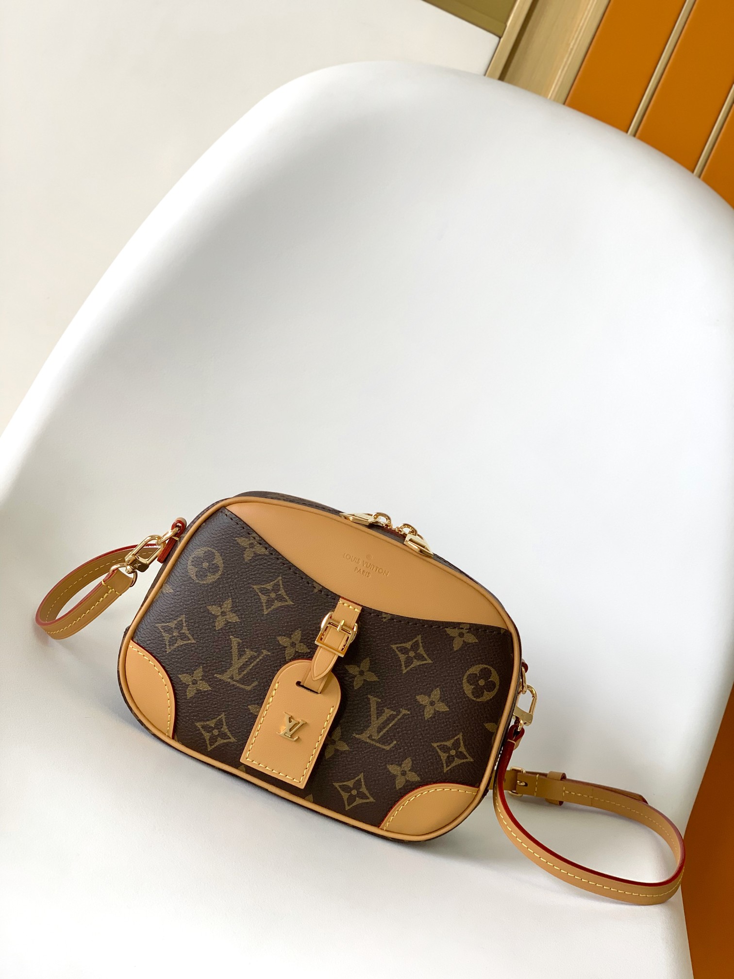 [TOP] Louis Vuitton LV Mini Lugage Handbag 22×15×7cm - Brown&GHW