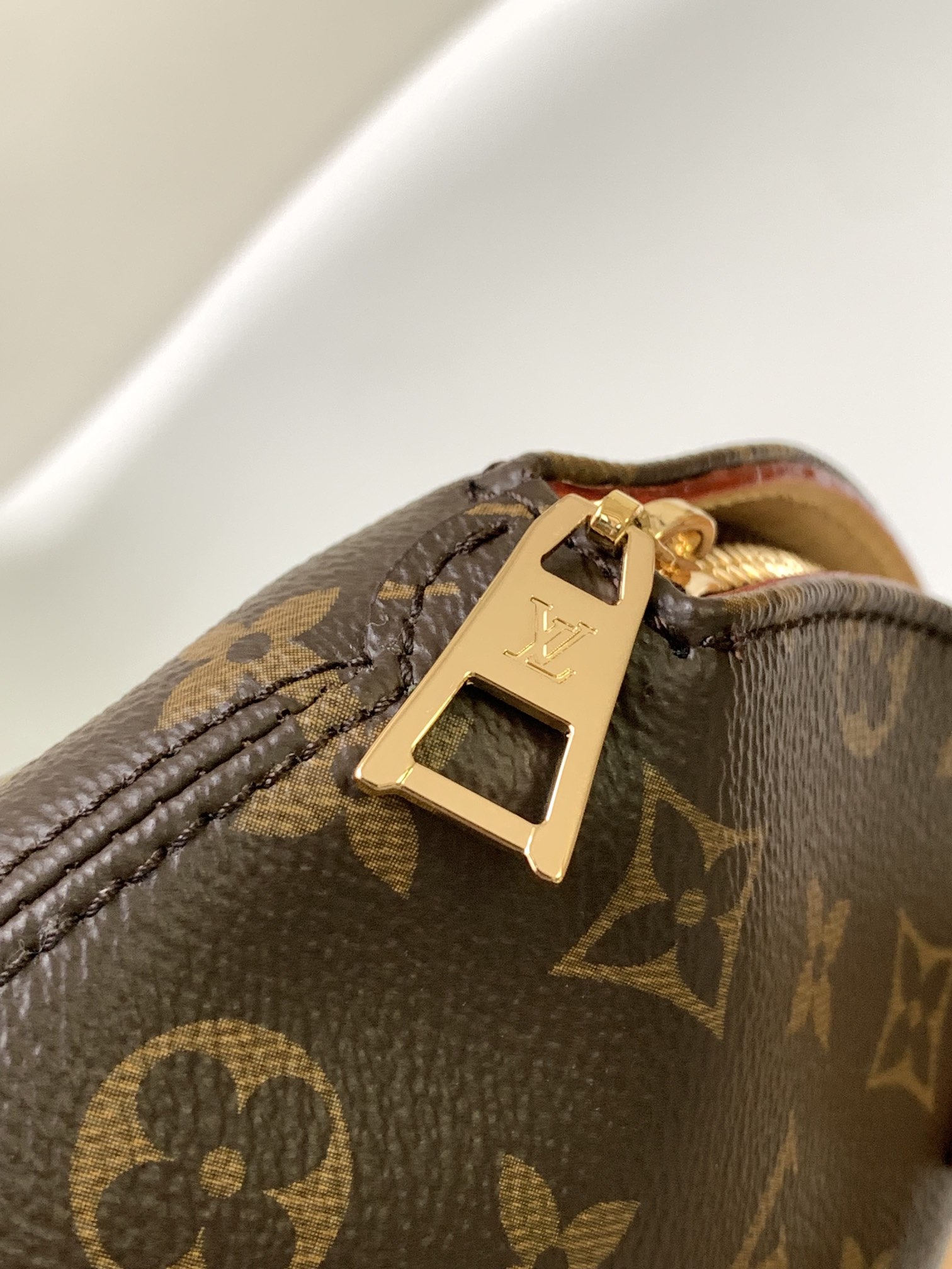 [TOP] Louis Vuitton LV Ellipse Small Handbag 28x21x8cm - Brown