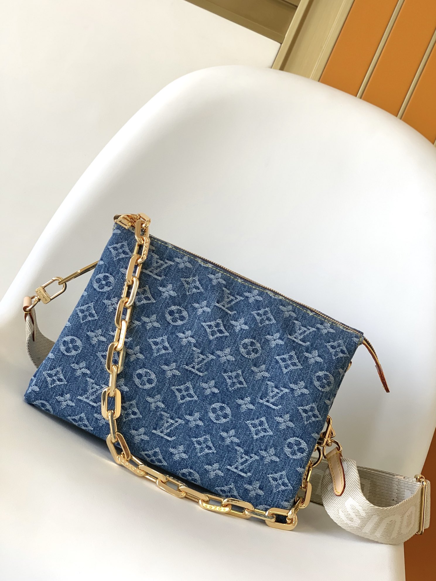 [TOP] Louis Vuitton LV Cousin Small Handbag 26x20x12cm - Denim Blue