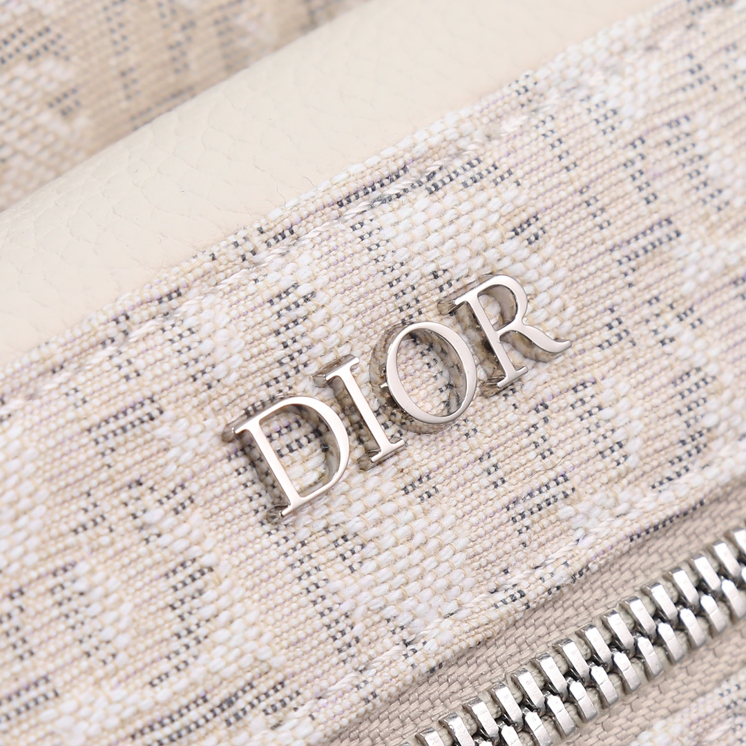 [TOP] Christian Dior Obliqu Backpack Embellished With Cowhide - 30x42x15cm