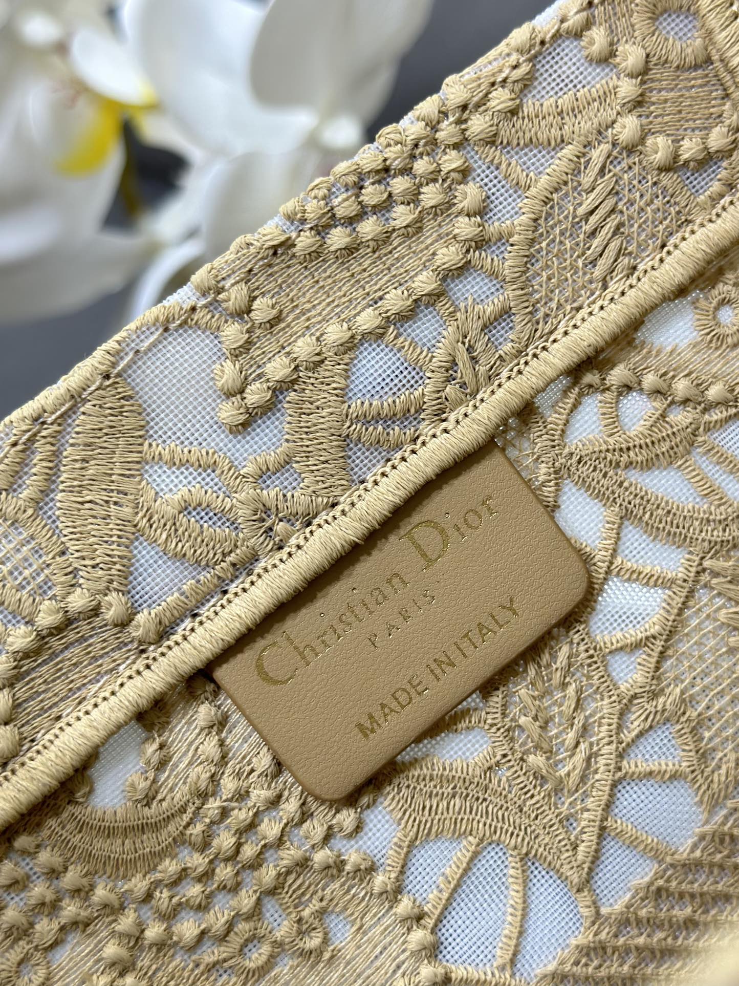 [TOP] Christian Dior Medium Lace D-Lace Macramé Pattern Embroidery Book Tote Bags 36x27.5x16.5cm