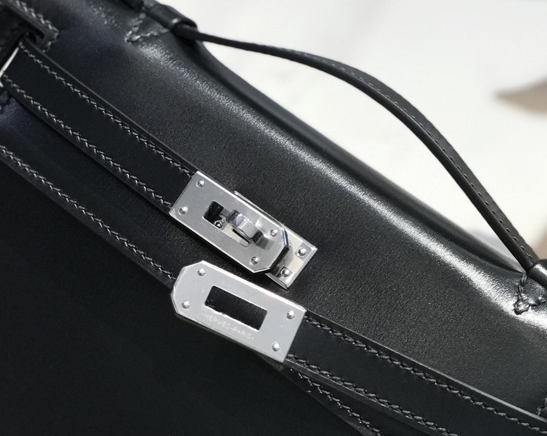 [TOP] HERMES Mini Kelly Box Calf Bags 22CM - Black&SHW
