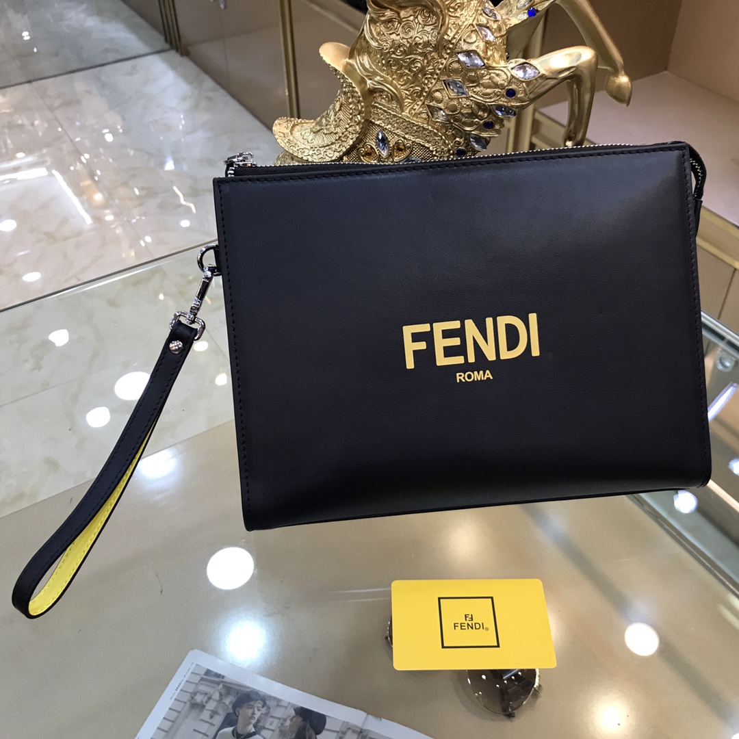 [TOP] FENDI Men's Black Romano Leather Bag 27-20-6cm - Black