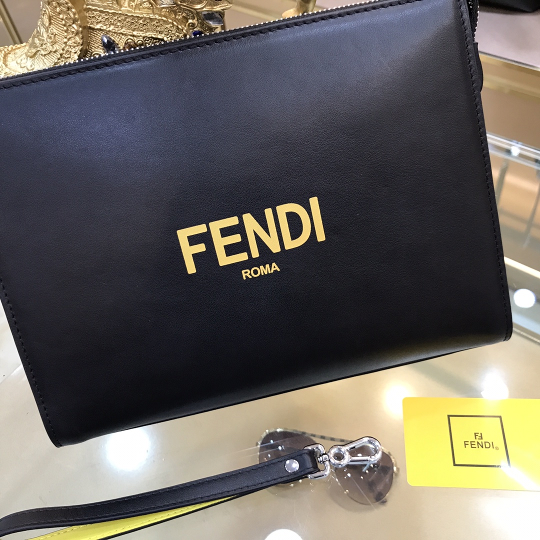 [TOP] FENDI Men's Black Romano Leather Bag 27-20-6cm - Black