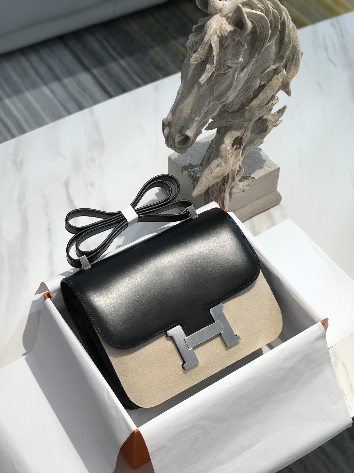 [TOP] HERMES Constance Box Calf 19/24CM - Black&SHW