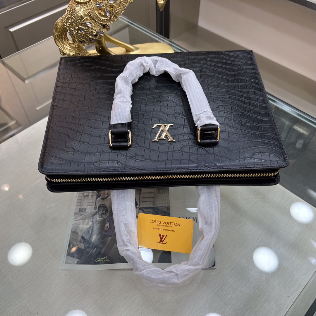 [TOP] Louis Vuitton LV Adopting Crocodile Patterned Cowhide Bag - 38-6-29CM - Black