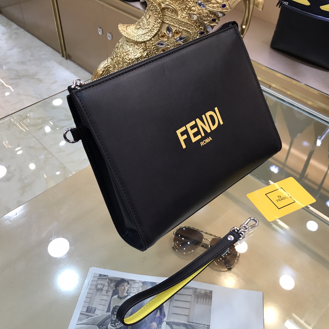 [TOP] FENDI Men's Black Romano Leather Bag 27-20-6cm - Black