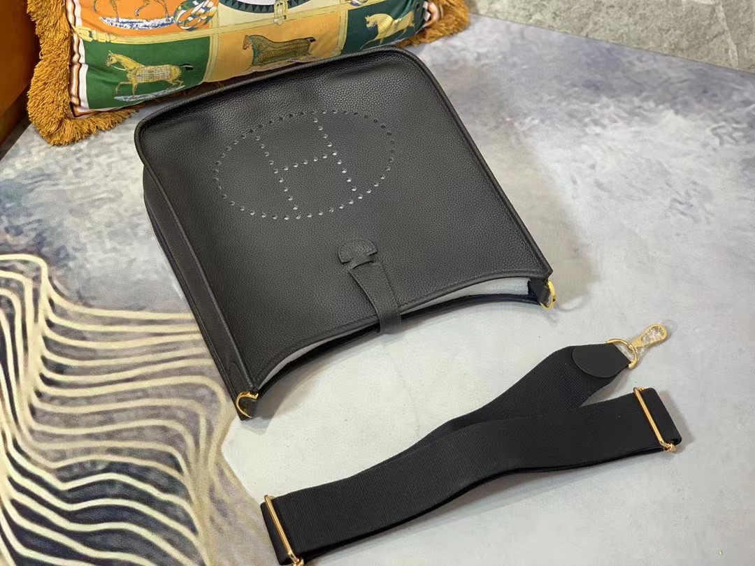 [TOP] HERMES Evelyne Bags 28CM - Black&Gold