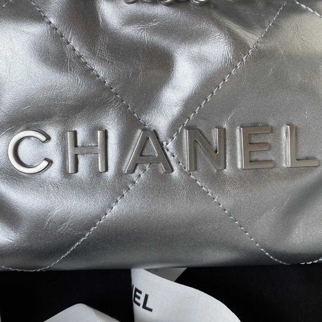 [TOP] CHANEL Mini 22 Quilted Silvery Chain Small Bag 19x20x6cm - Silvery&SHW