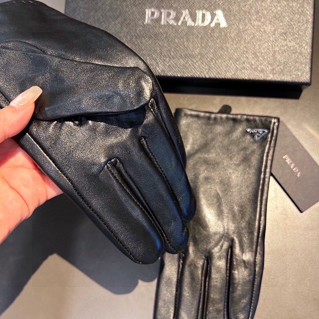 [TOP] PRADA Sheepskin Gloves - Black