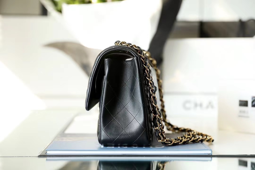 [TOP] CHANEL Classic Flap Bag Jumbo Large 30CM - Black & GHW