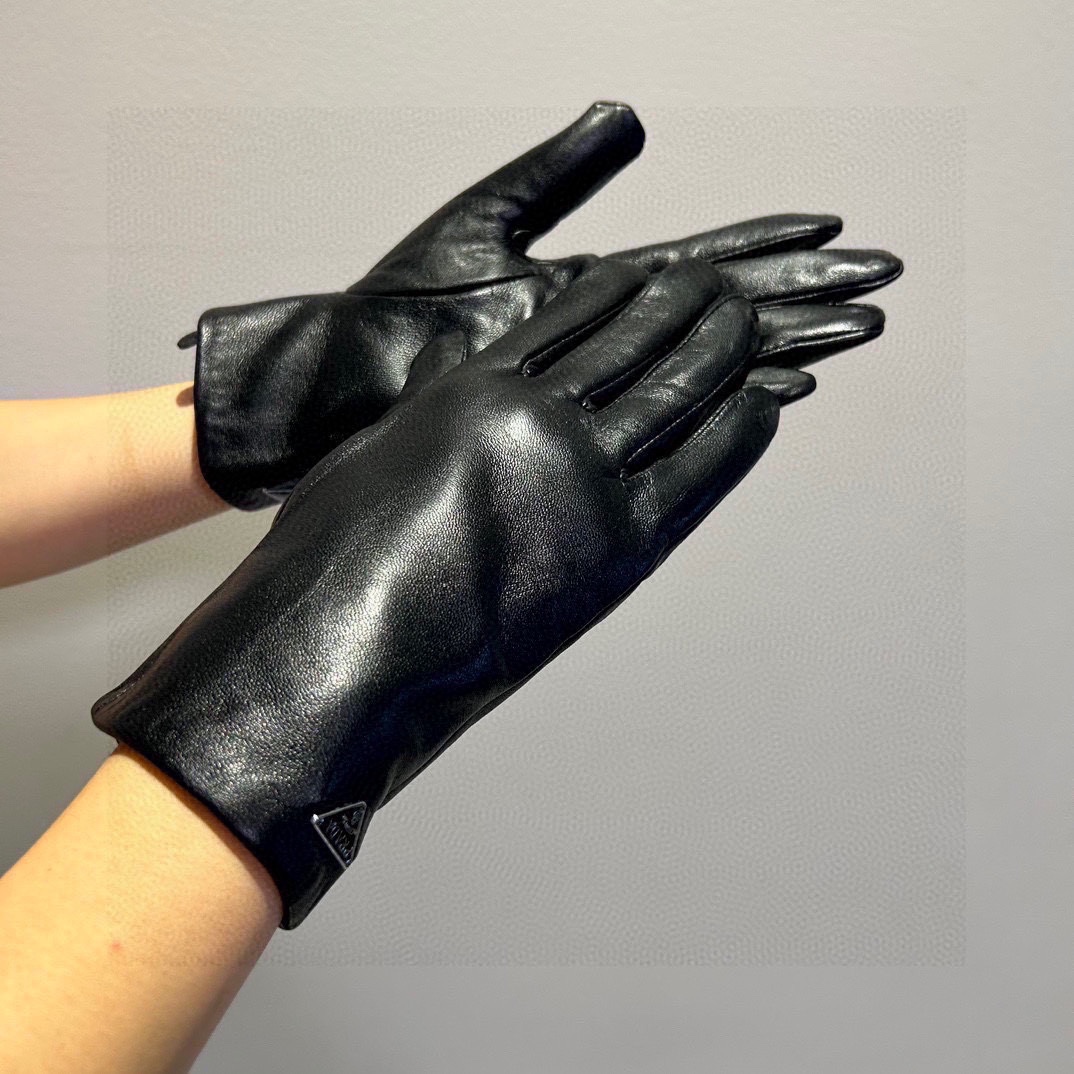 [TOP] PRADA Sheepskin Gloves - Black
