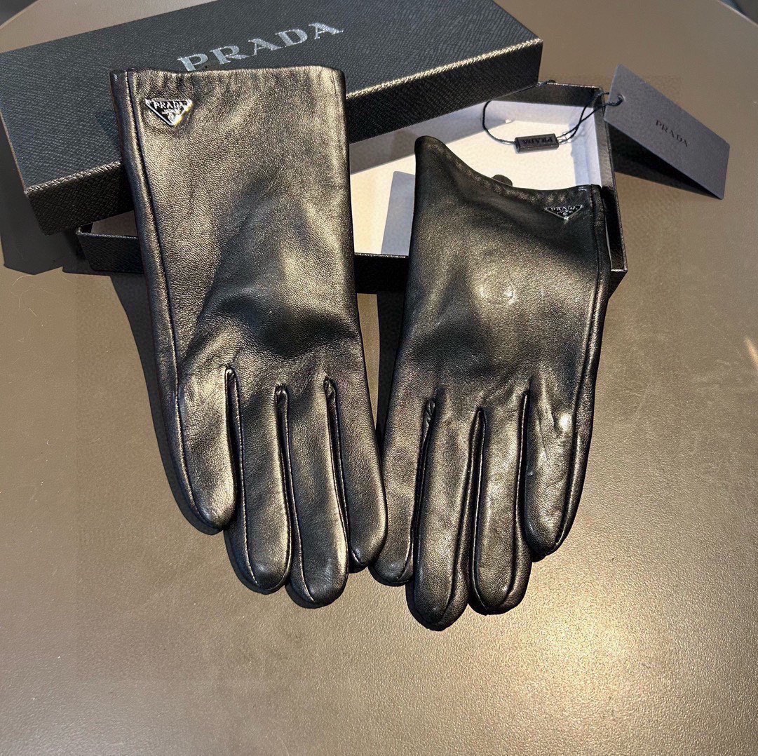 [TOP] PRADA Sheepskin Gloves - Black