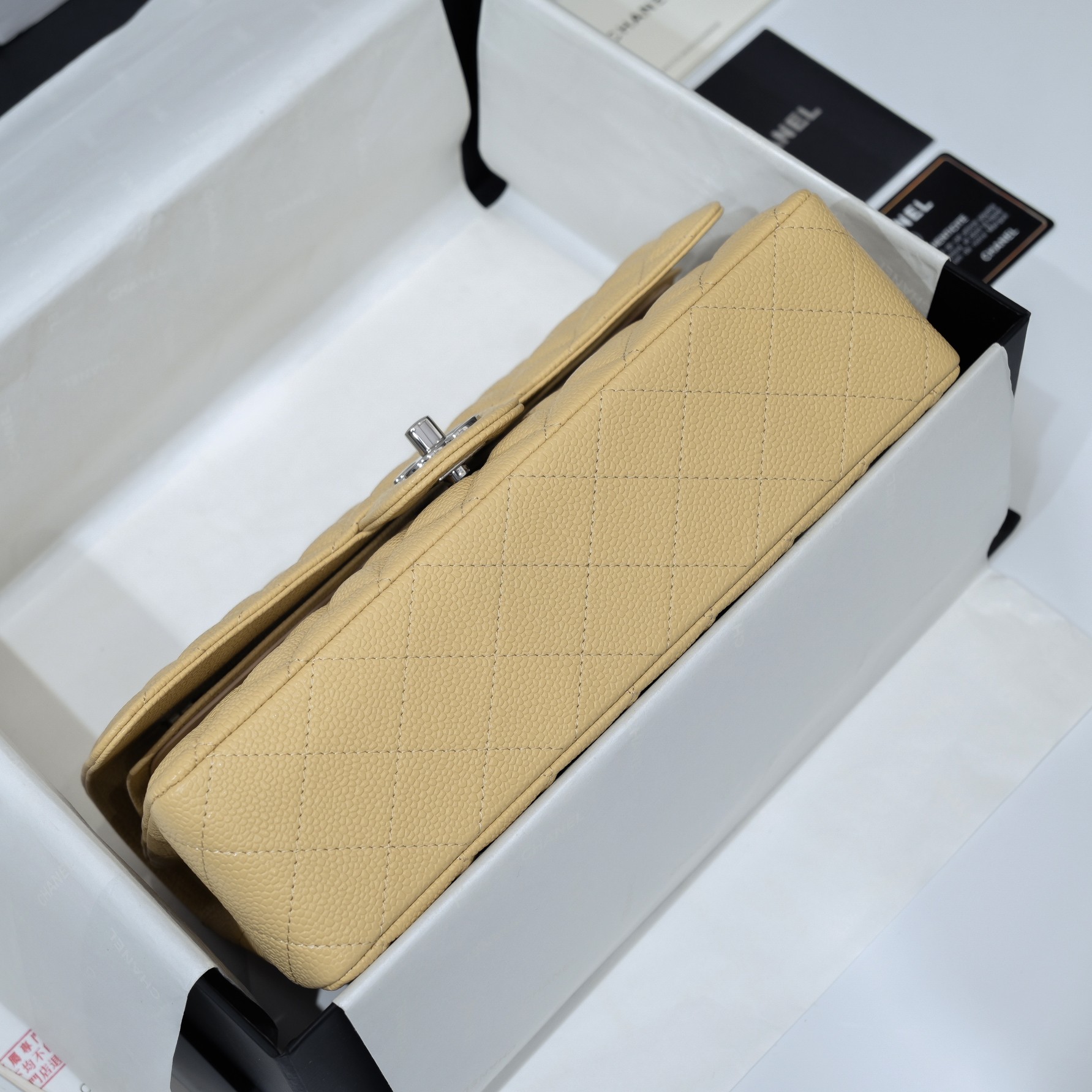 [TOP] CHANEL Classic Flab Bag Medium 15.5x25.5x6.5cm - Yellow&SHW