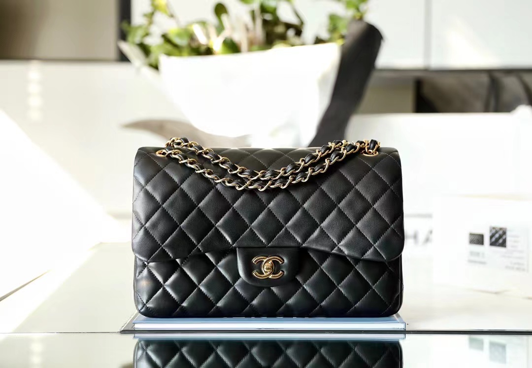 [TOP] CHANEL Classic Flap Bag Jumbo Large 30CM - Black & GHW