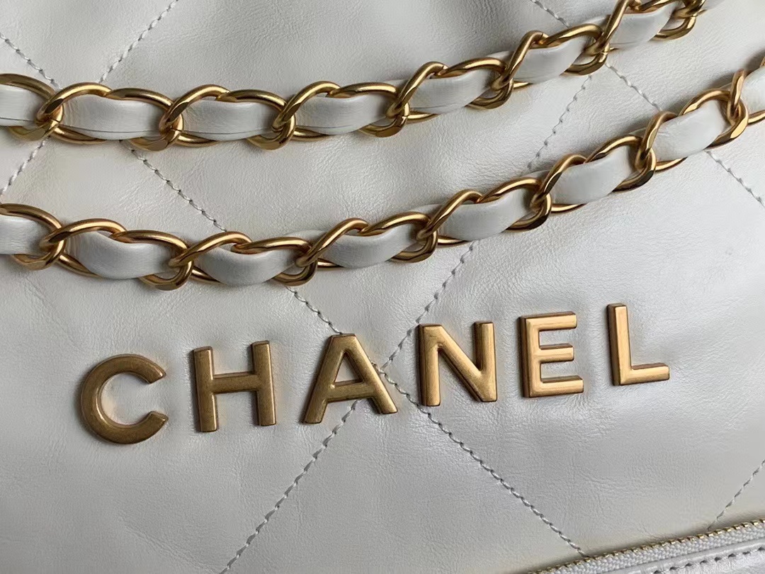 [TOP] CHANEL 22 Quilted Gold Chain Small Bag 35*30*8cm - White