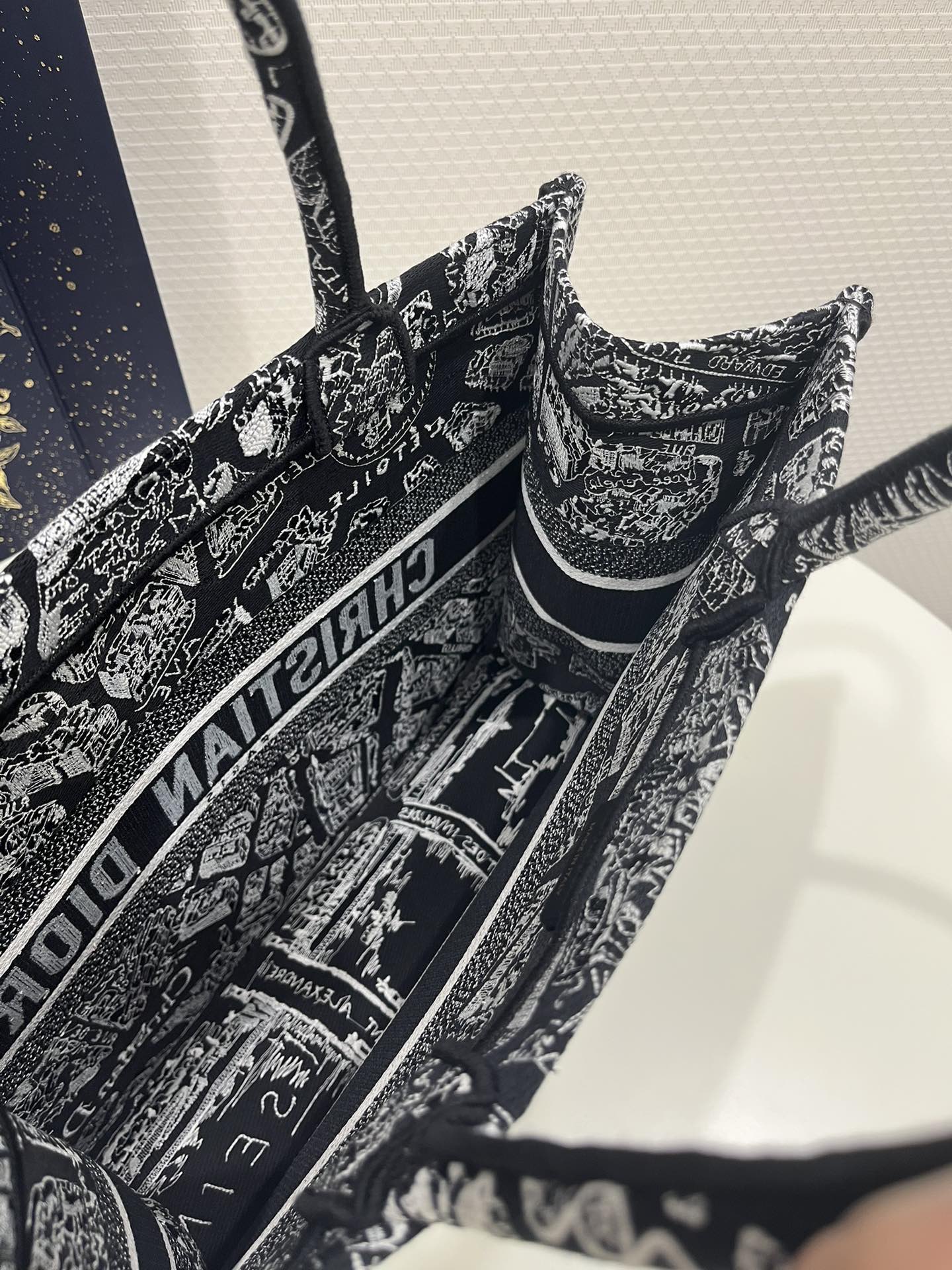 [TOP] Christian Dior Medium Book Tote Bags - 36*18*28cm - Paris Map Pattern